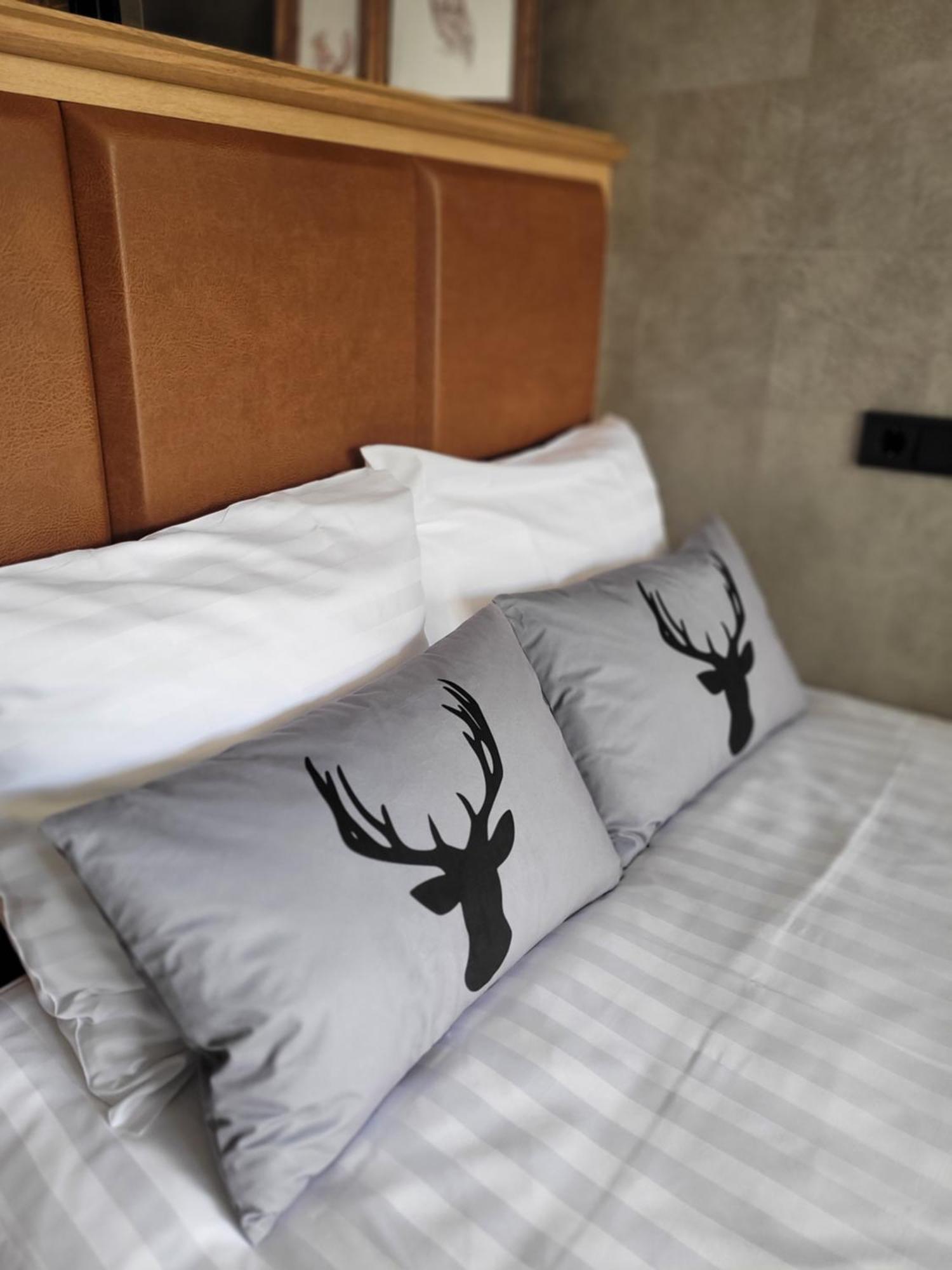 Badhotel Рокание Екстериор снимка